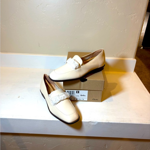 Naturalizer Womens Magna Slip On Loafers Tan Leather Size 8 M - Picture 1 of 6